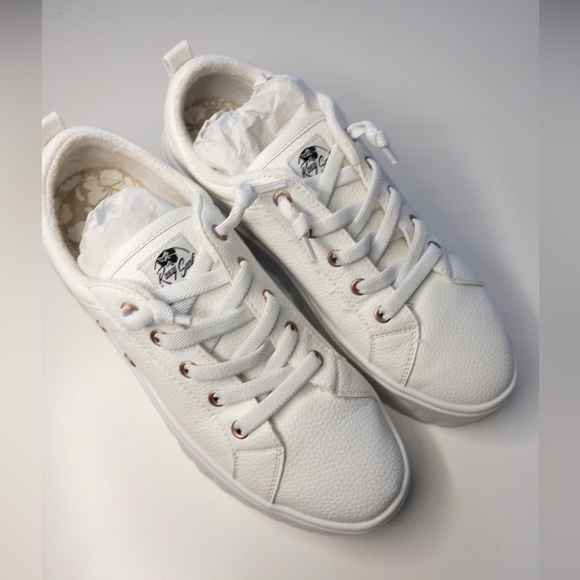 Roxy Womens Platform Sneaker - Picture 1 of 5